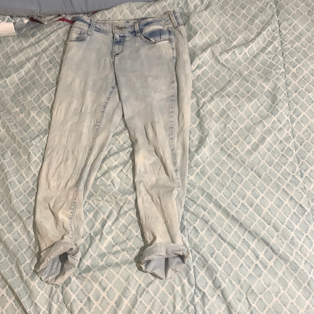 Light jeans